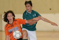 Partido de la Copa Xunta entre el Valdetires Ferrol y el Burela.