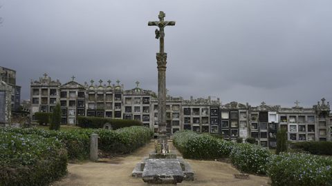 Cruceiro del cementerio parroquial