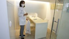 Las pruebas deben realizarse en una sala exclusiva, como la que ha reservado la farmacia Rol�n, en Vilagarc�a