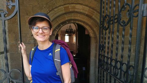 Sonia Pi�rek, peregrina polaca en el monasterio de O Couto (Nar�n)