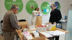 Persoal da Deputaci�n de Lugo con medidas protectoras contra o covid