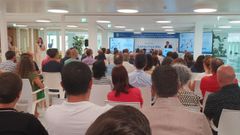 El conselleiro Rom�n Rodr�guez en la presentaci�n del primer plan de capacitaci�n para docentes de FP