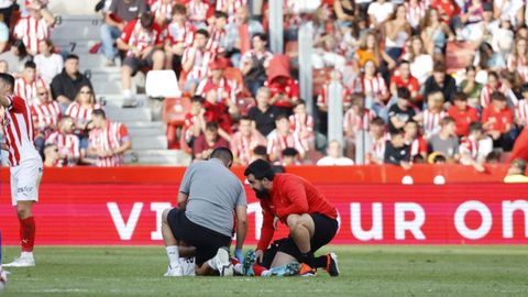 Derbi asturiano entre el Real Sporting de Gijon y el Real Oviedo en El Molin�n
