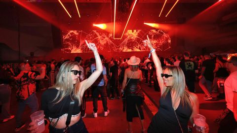 El Ifevi alberg� la primera jornada del Wake Up! Festival en Vigo