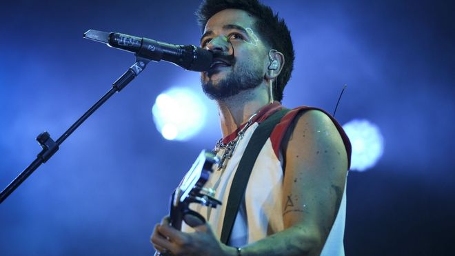 El artista colombiano en una actuaci�n en Tenerife