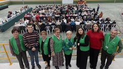 Suma de fuerzas contra el cncer en Fisterra: as fue la comida solidaria