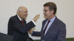 Romay Beccar�a, mentor pol�tico de Feijoo, coincidi� con este en un acto en Santiago