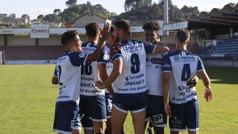 El Ourense CF, celebrando un gol esta temporada