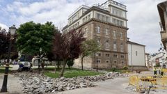Las obras de peatonalizaci�n de la Praza de Ferrol comenzaron hace un par de semanas