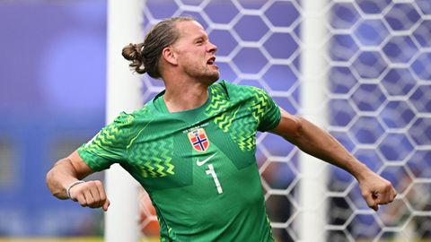 Nyland celebra el triunfo de Noruega ante Brasil en los octavos de final.