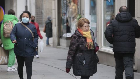 Primer da sin mascarillas en la calle en Lugo