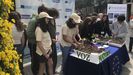 PREMIO GALICIA: CPR SAN JOS <br />Go!sefinas en accin. El alumnado de las Josefinas de Ourense reparti 200 ejemplares de especies autctonas entre sus vecinos el pasado 9 de mayo, con motivo del Da de Europa. Bajo el lema Planta la semilla de Europa, entregaron las plantas cultivadas por ellos mismos en macetas biodegradables.