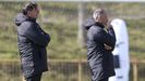 Crist�bal Parralo, a la izquierda, en un entrenamiento de esta semana en A G�ndara.