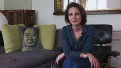 Laurence Debray, coescritora de &laquo;Reconciliaci&oacute;n&raquo;, la obra con la que ella y el rey em&eacute;rito ser&aacute;n distinguidos este s&aacute;bado con el Premio Especial del Jurado del Libro Pol&iacute;tico