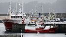 Un barco de menos de 24 metros atracado en Celeiro, en el mismo muelle que otros de ms tamao (foto de archivo)