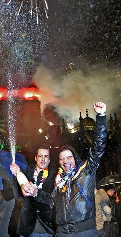 Gallegos celebrando la entrada del 2010 hace un a�o.