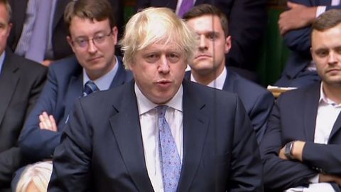 Johnson se est posicionando como alternativa a la primera ministra britnica