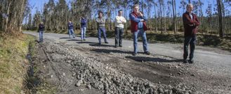 Vecinos de Couso protestaron en reiteradas ocasiones por el mal estado del asfalto. 