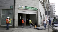 En los �ltimos d�as, el trasiego es continuo en el entorno del bajo de la calle Espa�oleto.