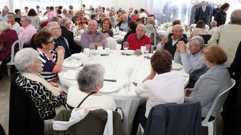COMIDA DE LOS MAYORES EN PORTO DO SON 2025