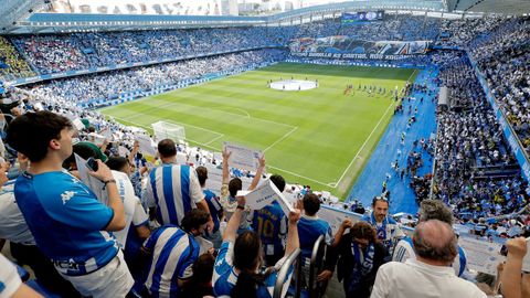 Aficionados del Deportivo, antes de un partido de la pasada temporada en Abanca Riazor.