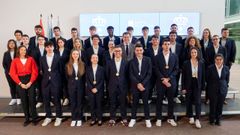 El conselleiro de Educaci�n, Rom�n Rodr�guez, recibi� esta semana en Compostela al equipo que representar� a Galicia en Spainskills, donde habr� 38 alumnos de 23 centros auton�micos participando en 34 categor�as (en cuatro de ellas, se presentan parejas).