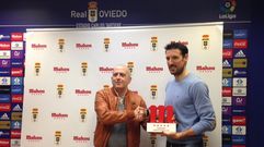 TOCH� RECIBE EL PREMIO MAHOU AL JUGADOR DEL MES DE ENERO