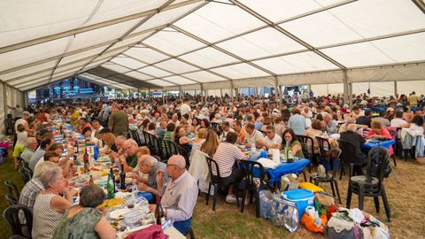 Comida del D�a de la Familia en Abegondo
