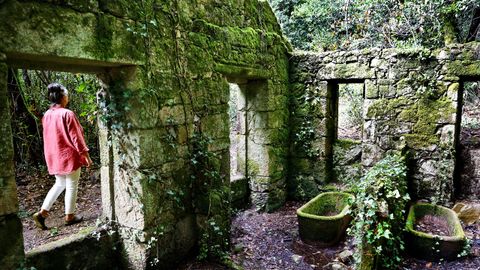 Ruinas del Balneario de Sabaxns (Mondariz), casa de baos de Ermelo