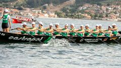La embarcaci�n masculina del Club de Mar Castropol durante la Bandeira Concello de Moa�a.