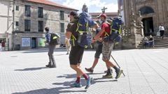Un grupo de turistas por las calles del centro de Pontevedra