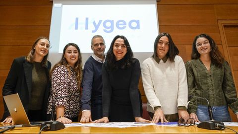 Equipo docente de la nueva academia Hygea Formacin, que prepara a las personas que se quieren presentar a las oposiciones de TCAE (Tcnico de Cuidados Auxiliares de Enfermera).