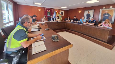 Junta de seguridad en Cee