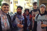 Miembros de la pe�a Viveiro Celeste en los aleda�os de Bala�dos. 