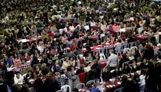 Jealsa roz� en el 2015 los tres mil empleados y la mayor parte acudi� a la fiesta navide�a. 