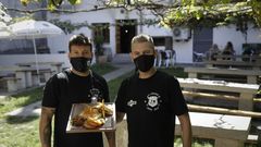 Daniel Abru�edo y Gerardo Barcia, propietarios de El Cotarro