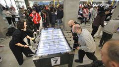 El torneo de futbol�n Maestros de Norte, en la plaza de Abastos de Lugo