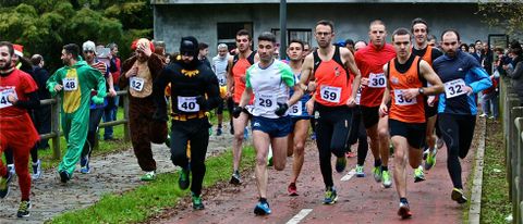 Andr�s Eir�s (59) fue el ganador de la s�ptima edici�n de la cita baiesa, como siempre con muchos disfrazados. 