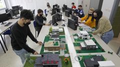 En la imagen, estudiantes del ciclo de Proyectos de edificaci�n, un ciclo que se imparte en modalidad ordinaria en el Rodolfo Ucha y todav�a dispone de vacantes