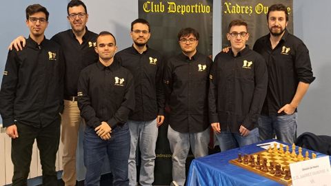 Equipo del Club Deportivo Xadrez Ourense.