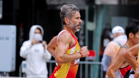 Alberto Surez Laso durante la maratn de categora T12 de los Juegos Paralmpicos de Tokio