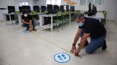 El IES de Montecelo, en Pontevedra, se prepara para las clases del pr�ximo lunes