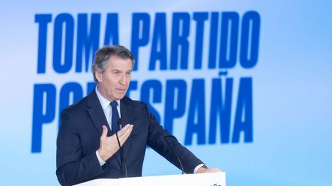 El presidente del Partido Popular, Alberto N��ez Feijoo, comparece ante los medios de comunicaci�n para hacer balance del a�o 2025.