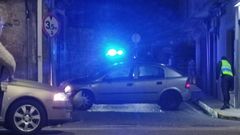 El coche ocup� toda la calzada de la calle San Roque.