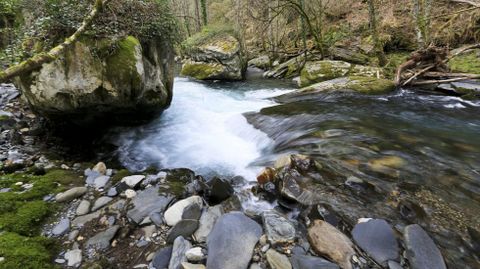 En el Ayuntamiento de Folgoso consideran las represas del Lor como parte del patrimonio local