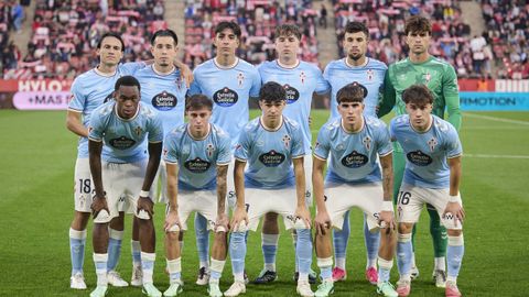 Formaci�n inicial del Celta Fortuna ante el Girona en Montilivi.