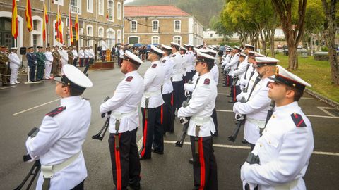 La ceremonia se desarroll� al aire libre a las puertas del cuartel general de la Fupro
