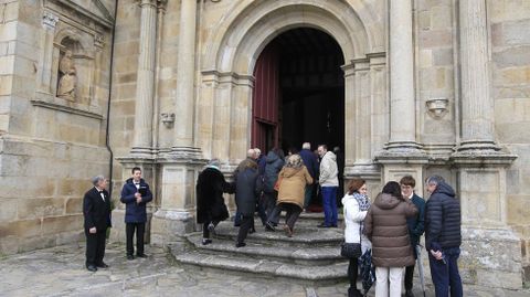 La misa del Martes de Pascua volvi a la iglesia de San Vicente, donde no se celebraba desde el 2019