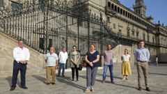 De izquierda a derecha, el doctor Carlos Bastida, el jubilado de Ferroatl�ntica. Manuel Leira; el armador Pablo Pombo, la presidenta de Hosfega, Elena Vitoria; la empresaria Beatriz Castro, el empresario Richard Lema, la ganadera Mar�a Jes�s Chenel y el estudiante Ignacio Garbayo