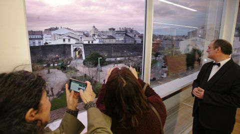 Las vistas desde la cafeter�a de la Muralla son espectaculares
